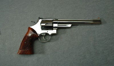Smith & Wesson ~ 29-2.~ .44 Magnum
