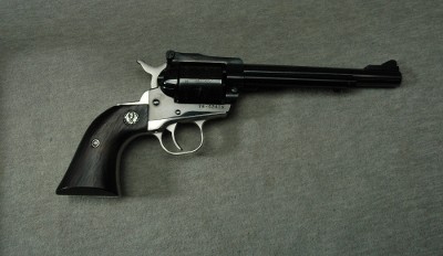 Ruger ~ New Model Single Six ~ .22 Long Rifle/.22 WMR