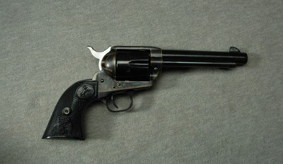 Colt ~ Single Action Army ~ .44-40 Winchester