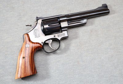Smith & Wesson ~ Model 27-3 ~ .357 MAG
