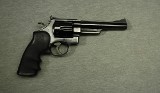 Smith & Wesson ~ Model 57 ~ .41 Magnum