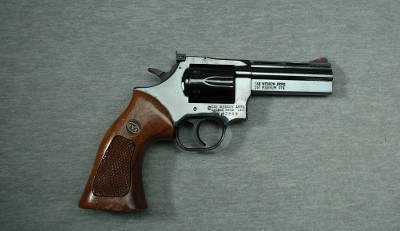 Dan Wesson ~ 357 ~ .357 Magnum