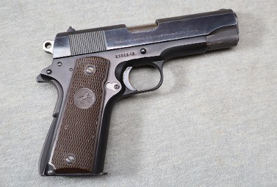 Colt ~ Commander ~ .45 Auto