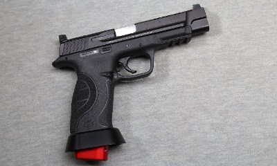 Smith & Wesson ~ Model M&P40L ~ .40 S&W