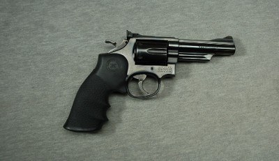 Smith & Wesson ~ Model 19-5 ~ .357 Magnum