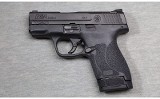 Smith & Wesson ~ M&P9 Shield M2.0 ~ 9mm - 2 of 2