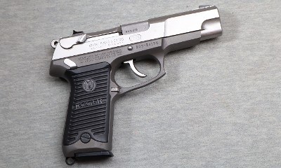 Ruger ~ Model P89 ~ 9mm Luger