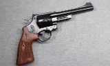 Smith & Wesson ~ Model 25-15 ~ .45 Colt