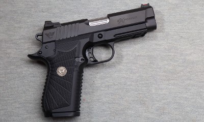 Wilson Combat ~ eXperior ~ 9mm Luger - Image 1 of 2