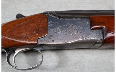 Winchester ~ Model 101 ~ 12 Gauge - Image 3 of 12