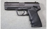 HK ~ USP ~ .45 AUTO - 2 of 2