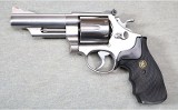 Smith & Wesson ~ Model 629-1 ~ .44 MAG - 2 of 3