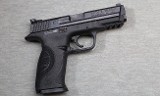 Smith & Wesson ~ M&P9 ~ 9mm Luger - 1 of 2
