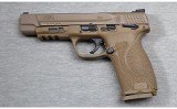 Smith & Wesson ~ M&P9 M2.0 ~ 9mm - 2 of 2