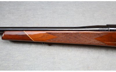 Weatherby ~ Mark V ~ .300 WBY MAG - Image 7 of 12