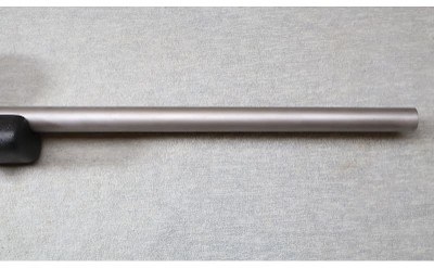 Winchester ~ Model 70 SA Heavy Varmint ~ .22-250 REM - Image 5 of 12