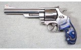Smith & Wesson ~ 629-4 ~ .44 MAG - 2 of 3