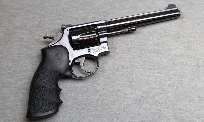 Smith & Wesson ~ Model 48-2 ~ .22 MRF - Image 1 of 2