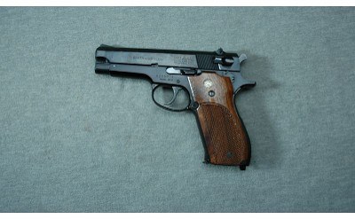 Smith & Wesson ~ 39 ~ 9mm Luger - Image 2 of 2