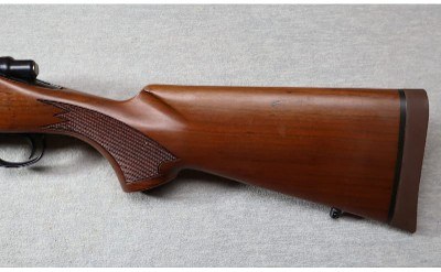 Remington ~ Model 700 Classic ~ .300 Weatherby Magnum - Image 9 of 10