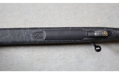 Weatherby ~ Mark V Accumark ~ .22-250 REM - Image 8 of 12