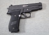 Sig Sauer ~ P226 ~ 9mm Parabellum - 1 of 2