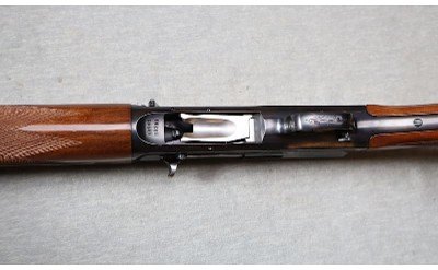 Browning ~ Auto-5 Light Twelve ~ 12 Gauge - Image 8 of 12