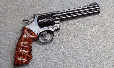 Smith & Wesson ~ Model 17-6 ~ .22 LR - Image 1 of 2
