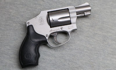 Smith & Wesson ~ 642-1 Airweight ~ .38 Spcl +P - Image 1 of 2