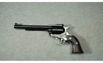 Ruger ~ Single-Six "Colorado Centennial 1876-1976" Convertible ~ .22 LR/.22 WMR - Image 2 of 4