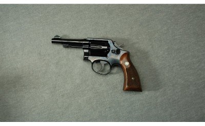 Smith & Wesson ~ 10-5 ~ .38 Special - Image 2 of 2