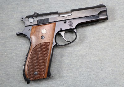Smith & Wesson ~ Model 39 ~ 9mm Luger - Image 1 of 2