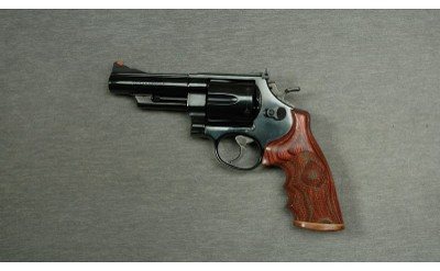 Smith & Wesson ~ 29-3 ~ .44 Magnum - Image 2 of 2