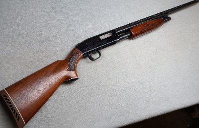 Western Field ~ M550CR ~ 20 Gauge - Image 1 of 12