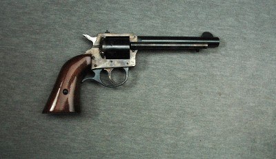 H&R ~ Model 676 ~ .22 Long Rifle - Image 1 of 2