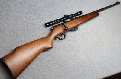 Marlin ~ Model 25 ~ .22 S,L,LR - Image 1 of 12