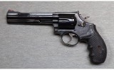 Smith & Wesson ~ Model 586-3 ~ .357 Magnum - Image 2 of 2