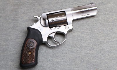 Ruger ~ Model SP101 ~ .327 Federal - Image 1 of 2