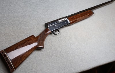 Browning ~ Auto-5 Magnum Twelve ~ 12 Gauge - Image 1 of 12