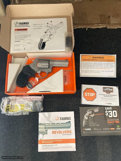 NIB-TAURUS 605 TORO