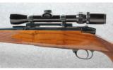 Weatherby Mark V Deluxe .300 Wby. Mag. - 4 of 8