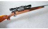 Weatherby Mark V Deluxe .300 Wby. Mag. - 1 of 1