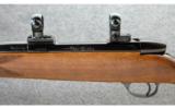 Weatherby Mark V Deluxe .300 Wby. Mag. - 4 of 9