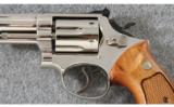 Smith & Wesson 19-3 6in. Pinned Barrel Nickel .357 Mag. - 4 of 6