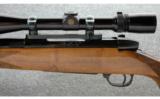 Weatherby Mark V Deluxe .300 Wby. Mag. - 4 of 9