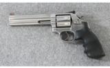 Smith & Wesson 686-6 Plus .357 Mag. - 2 of 2