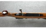 Weatherby Mark V Deluxe .300 Wby. Mag. - 3 of 8