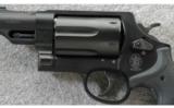 Smith & Wesson Governor Crimson Trace .410 2 1/2, .45acp or .45 LC - 3 of 3