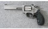Smith & Wesson 648-2 .22 MRF - 2 of 3