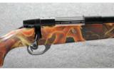 Weatherby Vanguard Series 2 Legend Blaze .243 Win. - 2 of 8
